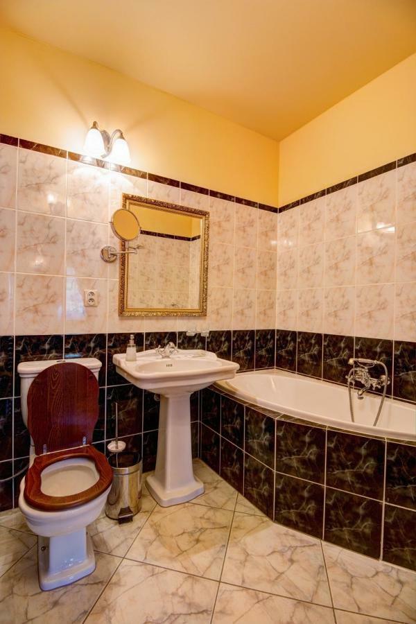 Penzion Cosmopolitan I. Banská Štiavnica Exteriér fotografie